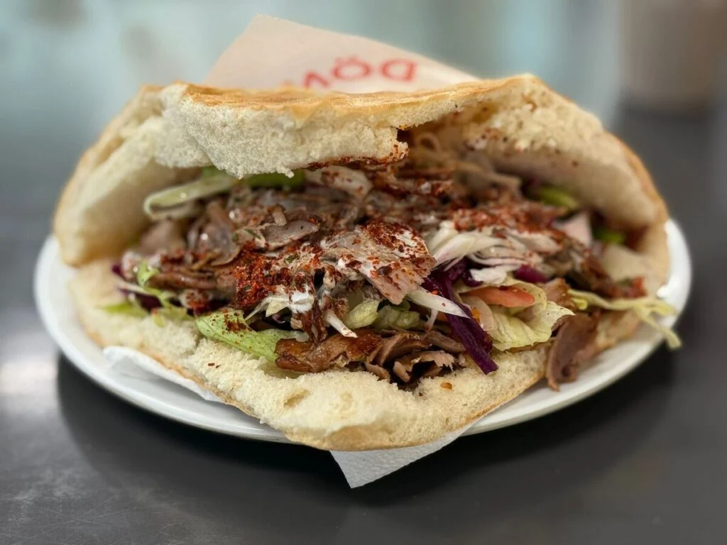 AB, Türkiye’nin “Türk Döneri” Tescil Başvurusunu Reddetti